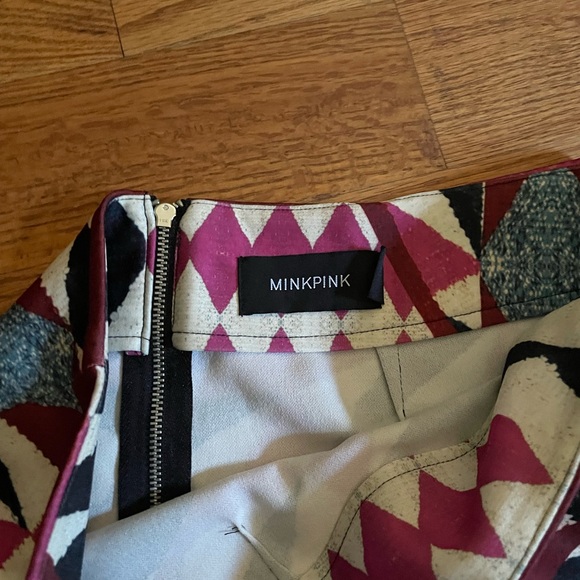 Mink pink geometric skirt - Picture 2 of 3